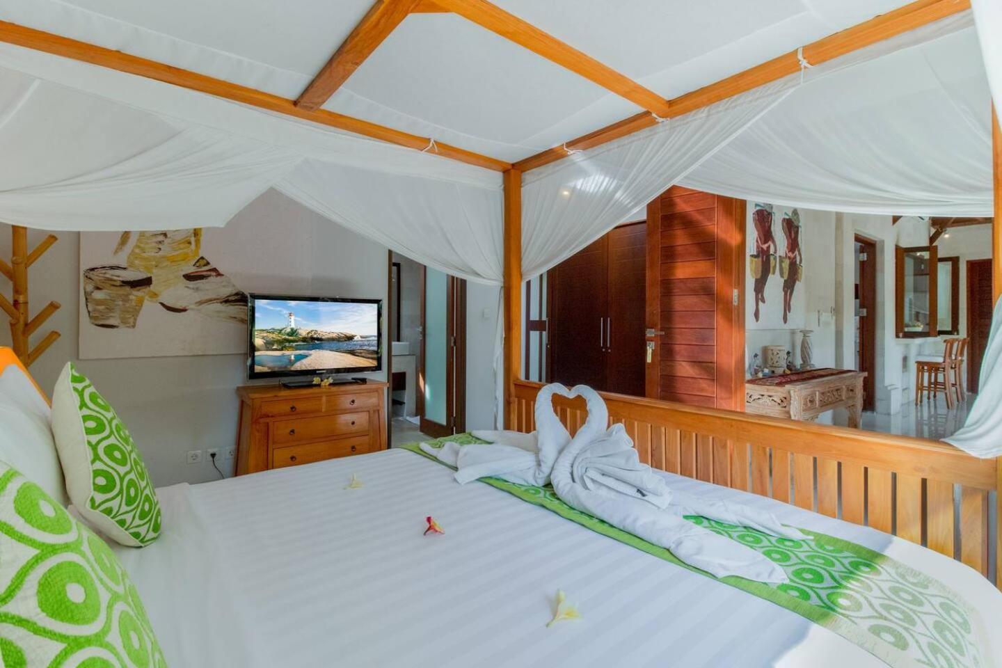 Heart Of Seminyak, 2Br, Sleeps 4, Walk To Bintang Villa Exteriör bild